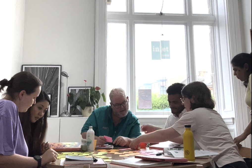 Group French classes in Edinburgh through comic books 